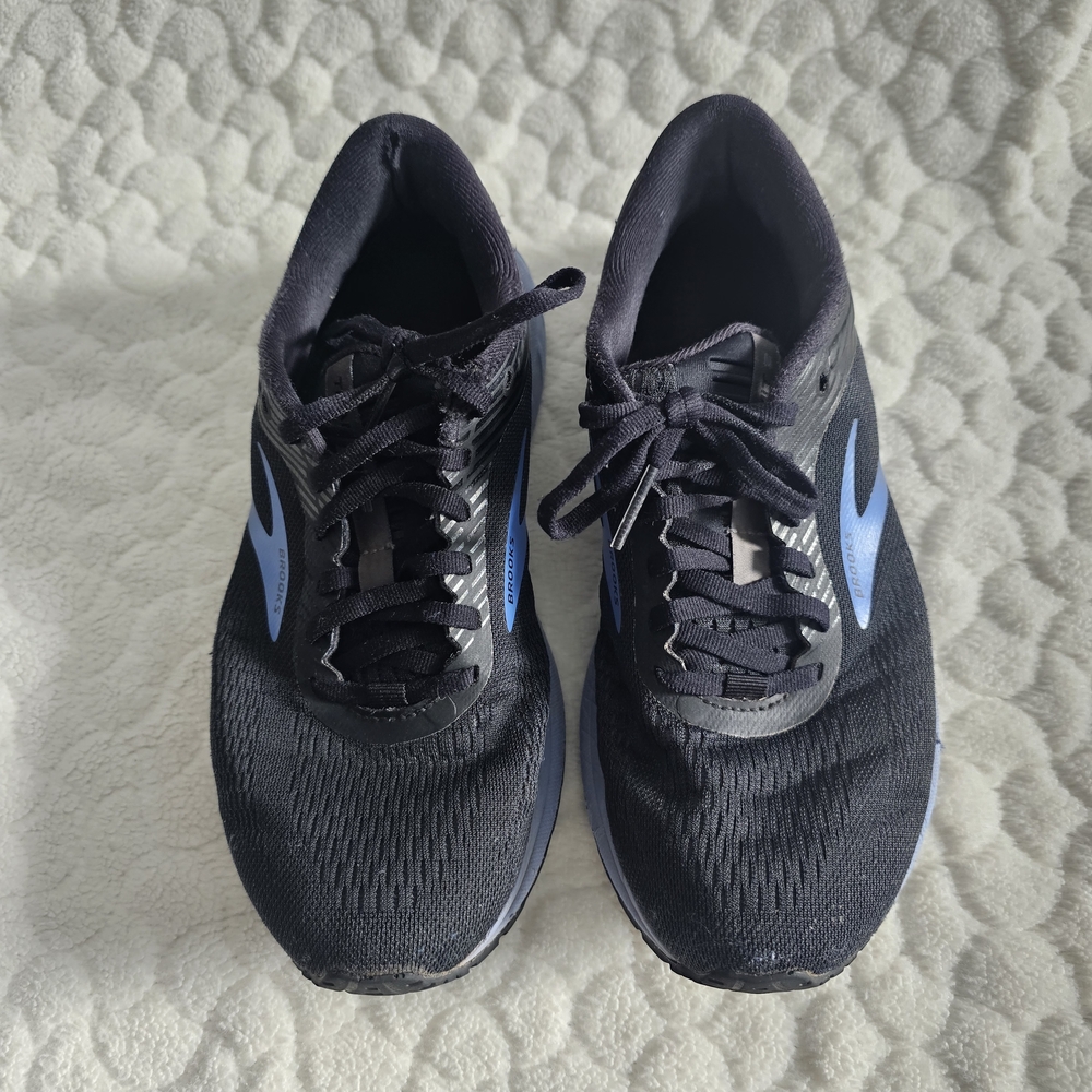 Brooks Black and Blue Athletic Shoes - Picture 5 of 10